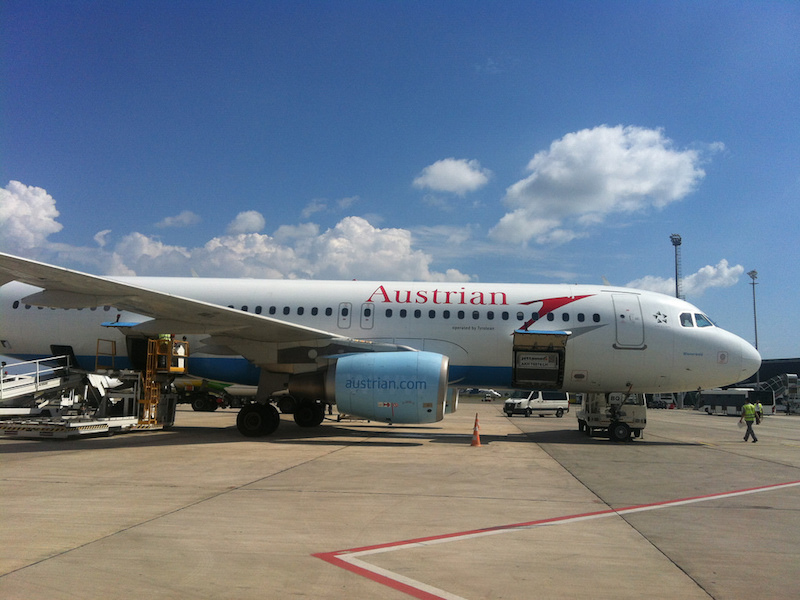 Ограбление самолета Austrian Airlines в Тиране